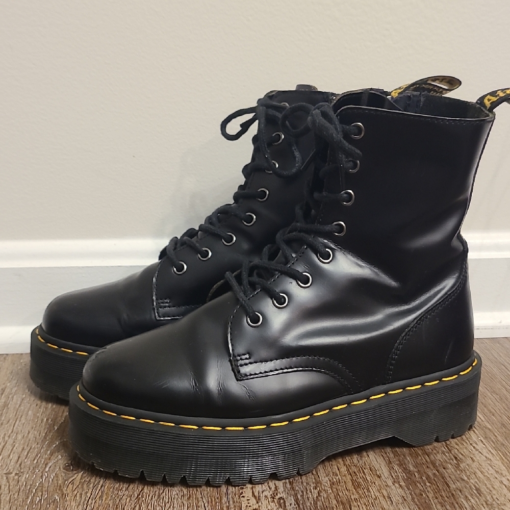 Dr Martens Jadon Platform Boots